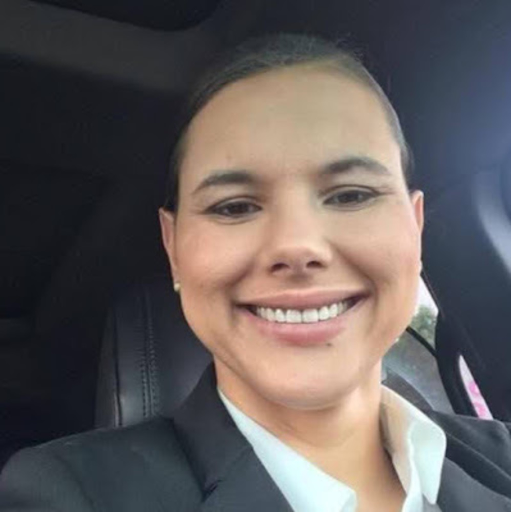 Meet your Posher, Marisa